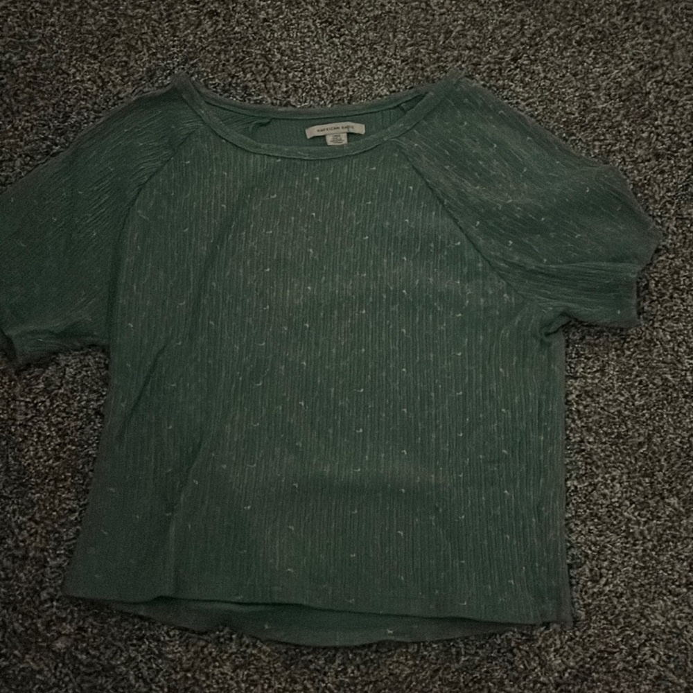 American Eagle tee